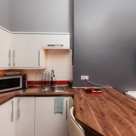 Warm Apartment By Holyrood Palace! Édimbourg Extérieur photo